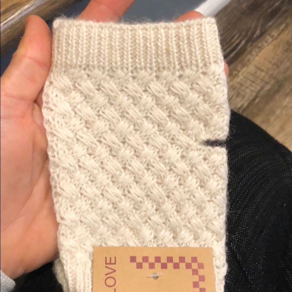 Fingerless Gloves - Picture 2 of 2